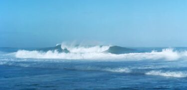 wave
